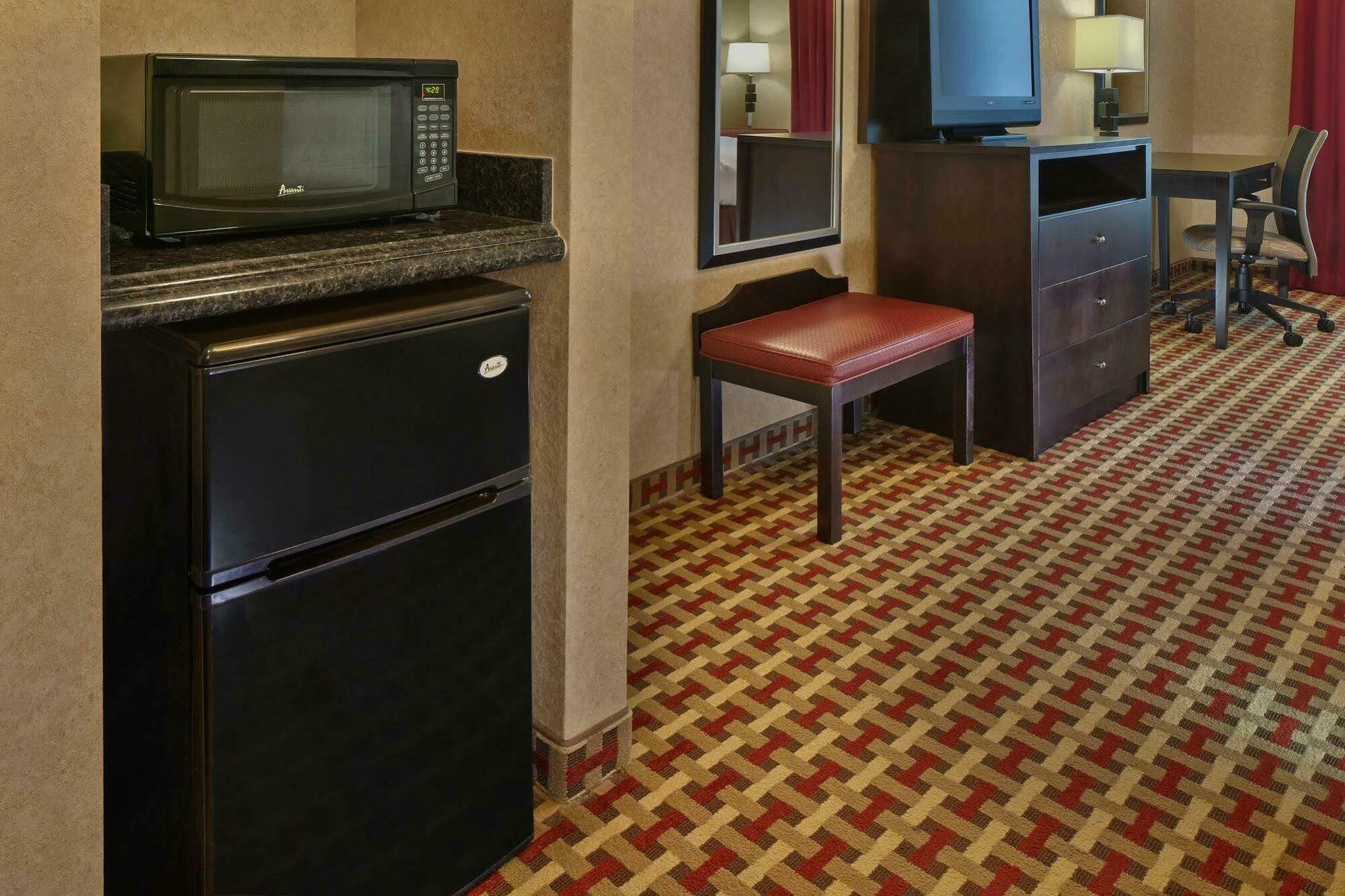 Holiday Inn Jacksonville E 295 Baymeadows By Ihg Экстерьер фото